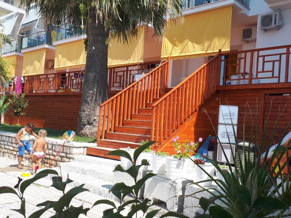 Palmanova Beach Mardok Vlore Bagian luar foto