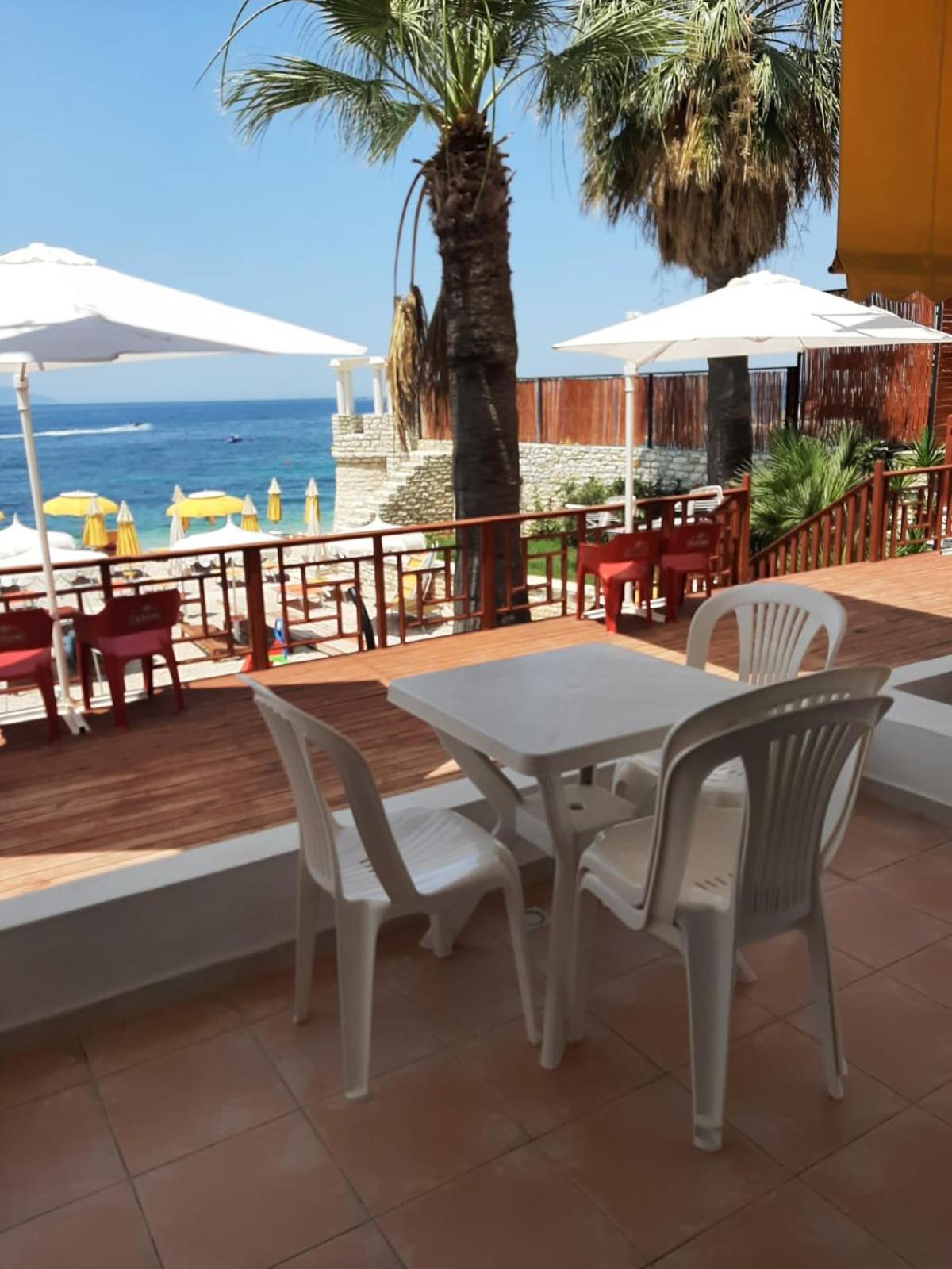Palmanova Beach Mardok Vlore Bagian luar foto