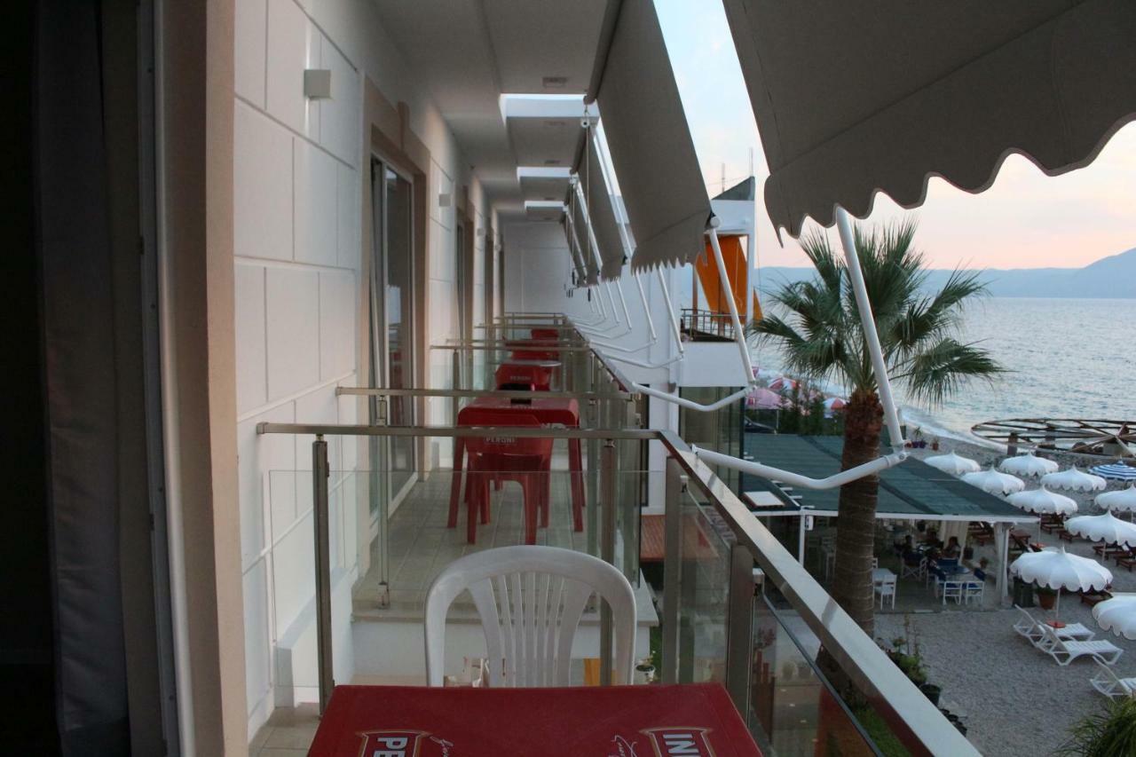 Palmanova Beach Mardok Vlore Bagian luar foto
