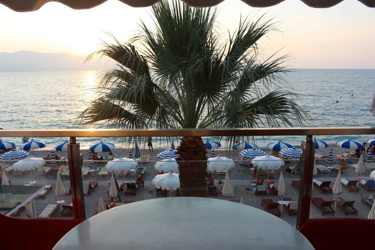 Palmanova Beach Mardok Vlore Bagian luar foto