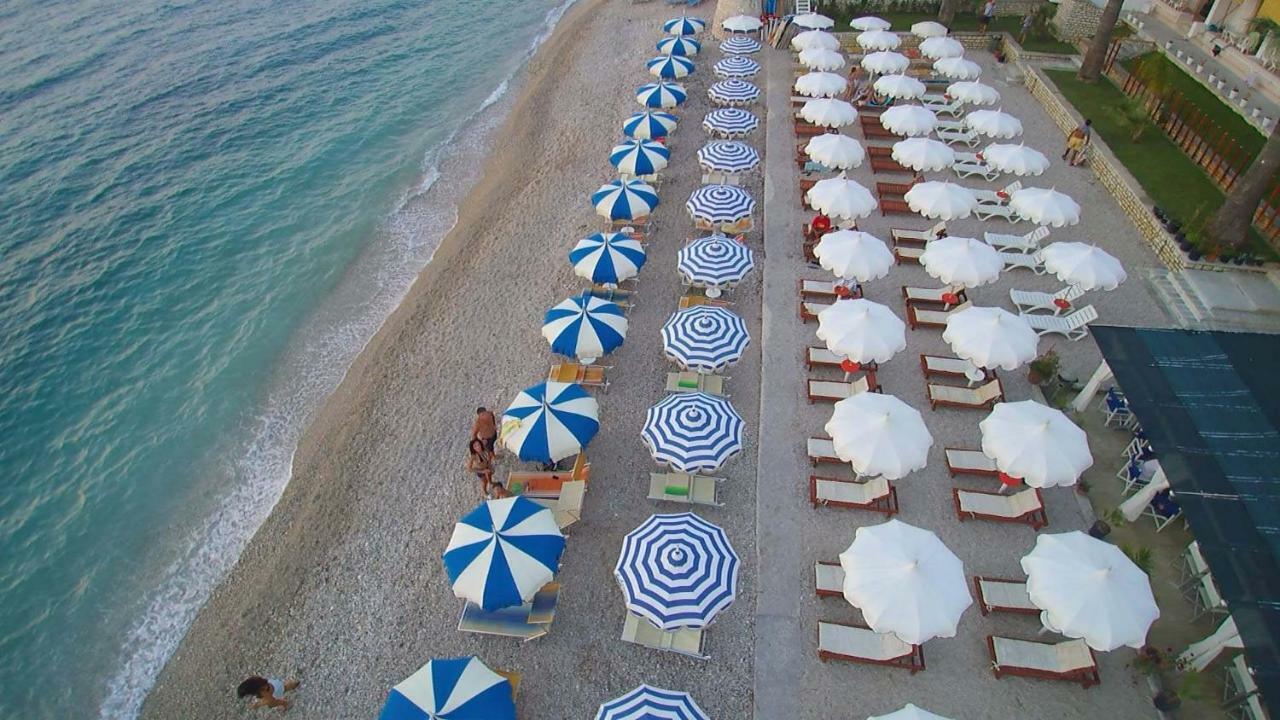 Palmanova Beach Mardok Vlore Bagian luar foto