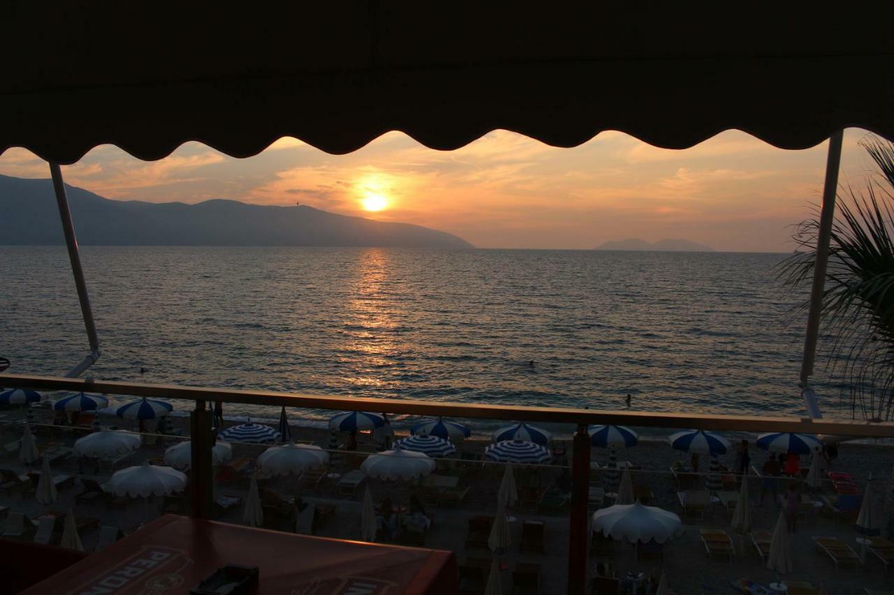 Palmanova Beach Mardok Vlore Bagian luar foto